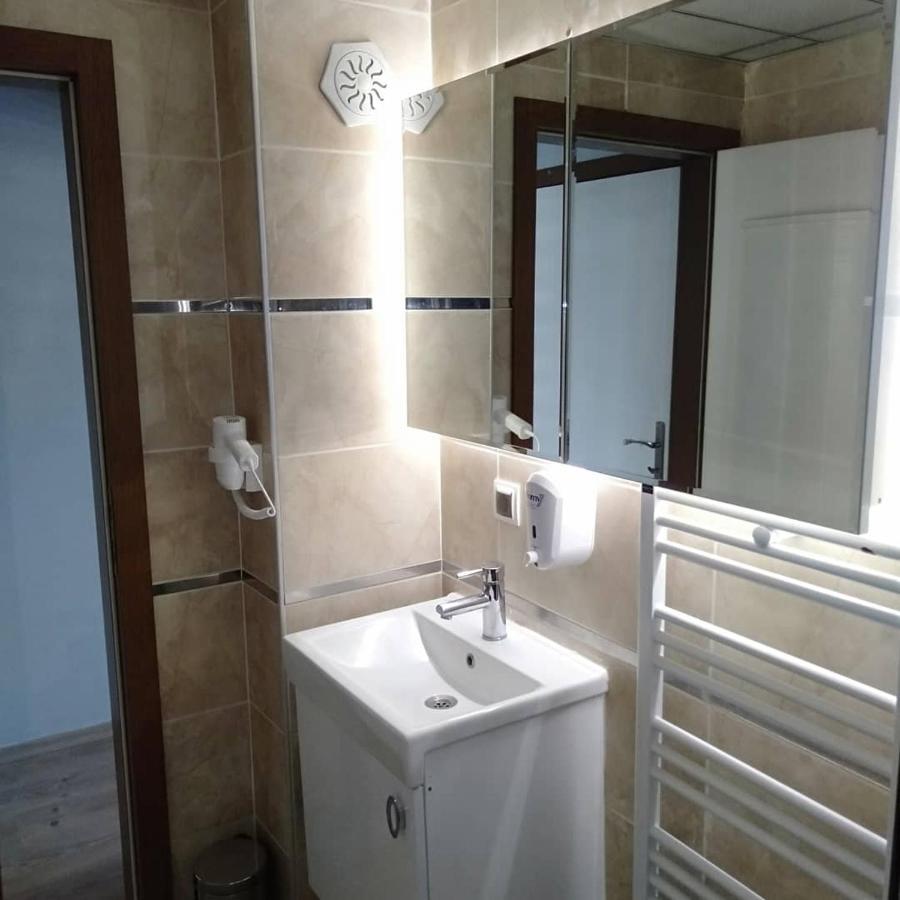 Kb Apart Otel Talas Exteriér fotografie